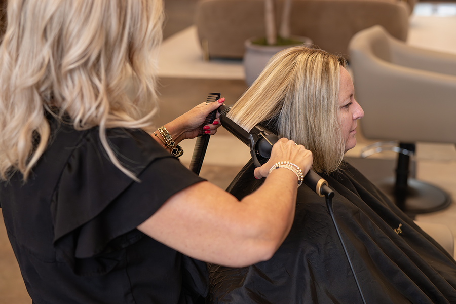 The Lauren Ashtyn Collection hair replacement salon in Charleston, South Carolina