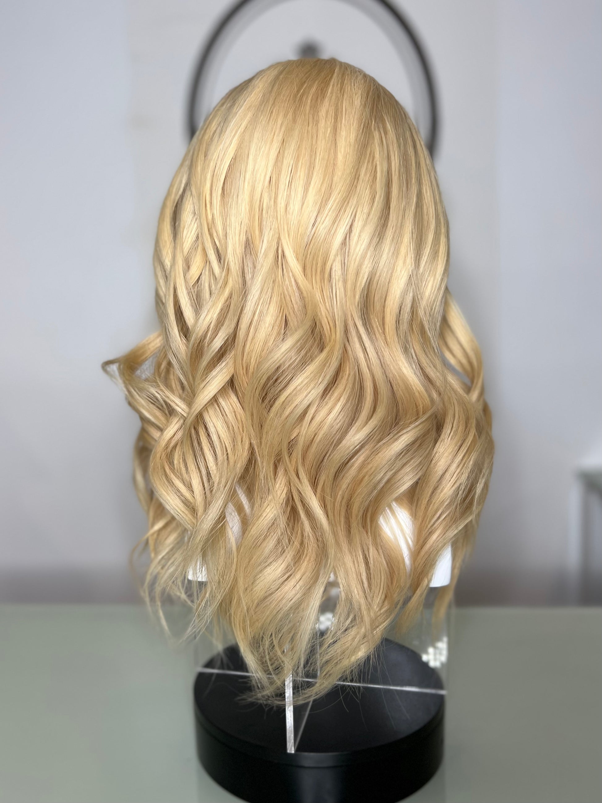 16'' Long Blonde Wig back image